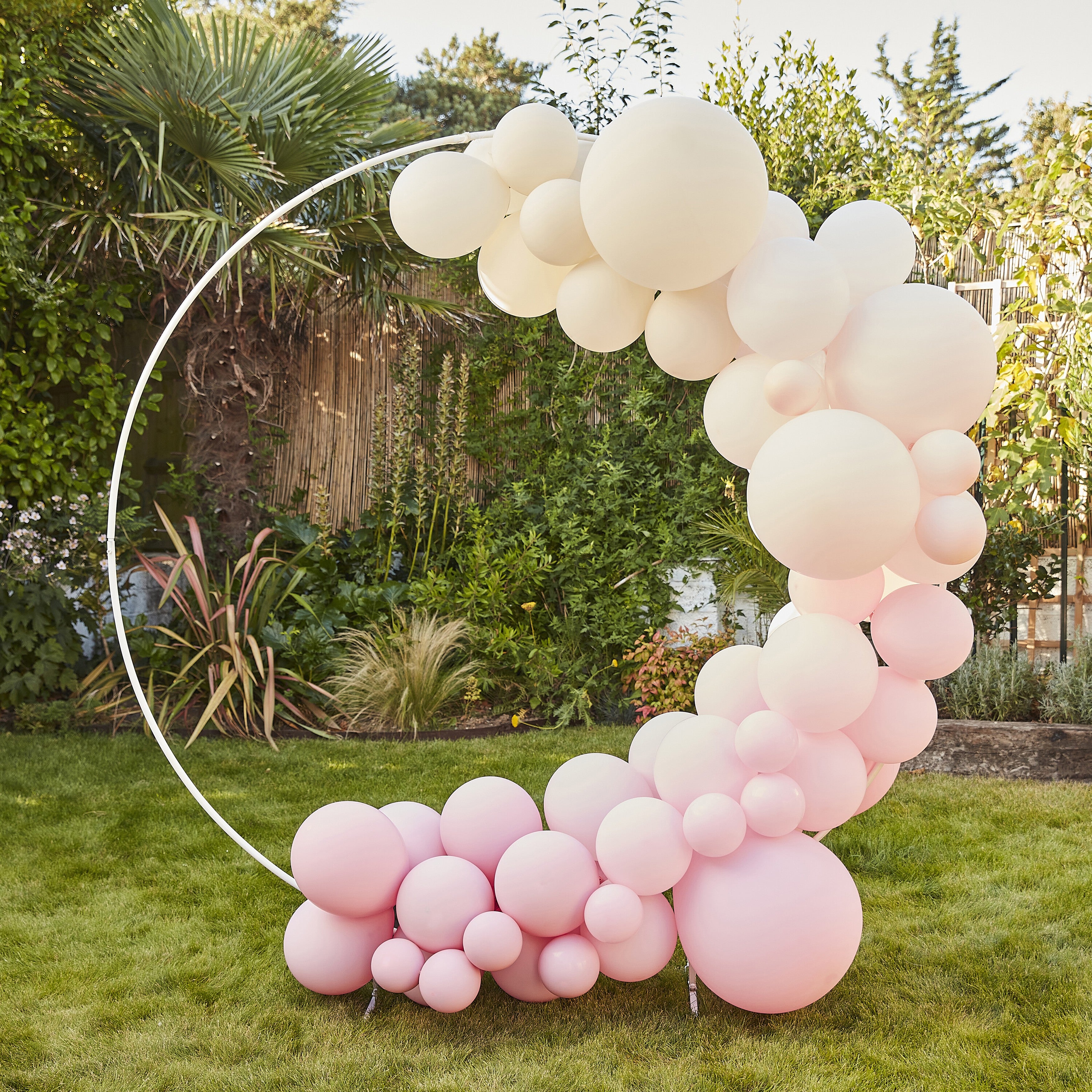 Arco photocall con guirnalda de globos (sólo Barcelona y alrededores) – La  Fiesta de Olivia