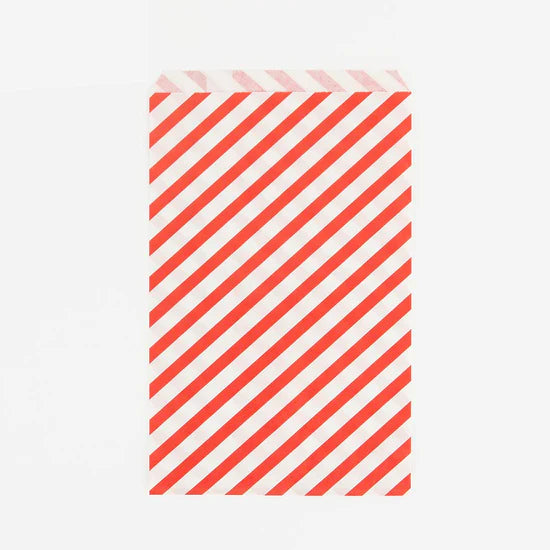Red striped paper bags / 10 units.