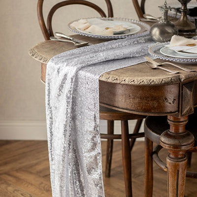 Camino de mesa lentejuelas plata
