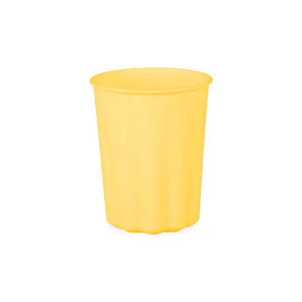 Copo plástico amarelo básico recortado / 4 peças.