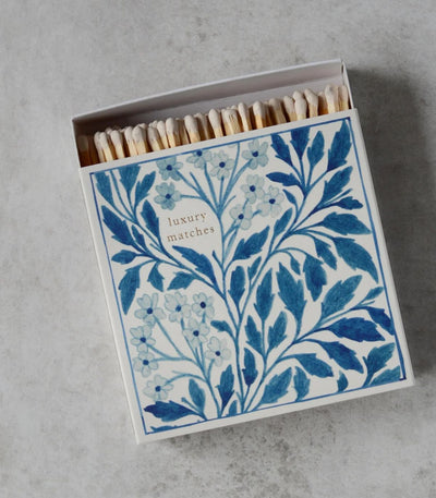 Caixa de fósforos floral azul