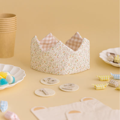 Mon Petit Nicolás reversible crown pink flower / Vichy
