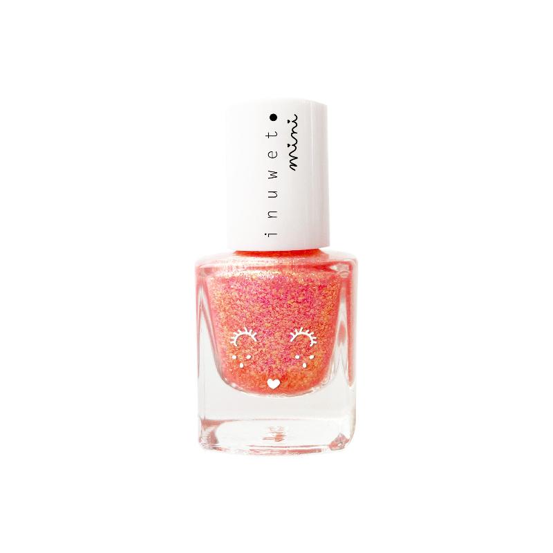 Esmalte à base de água rosa morango