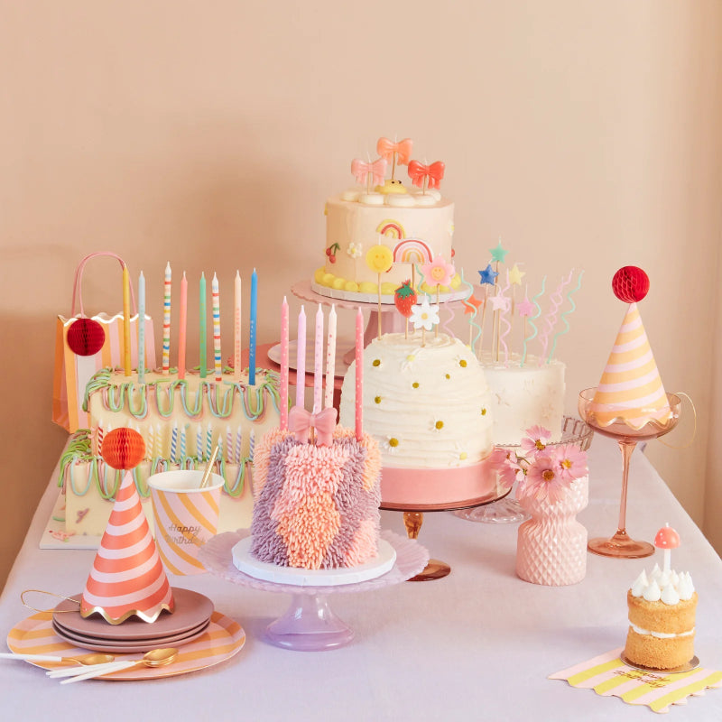 Stripes long candles / 16 units.