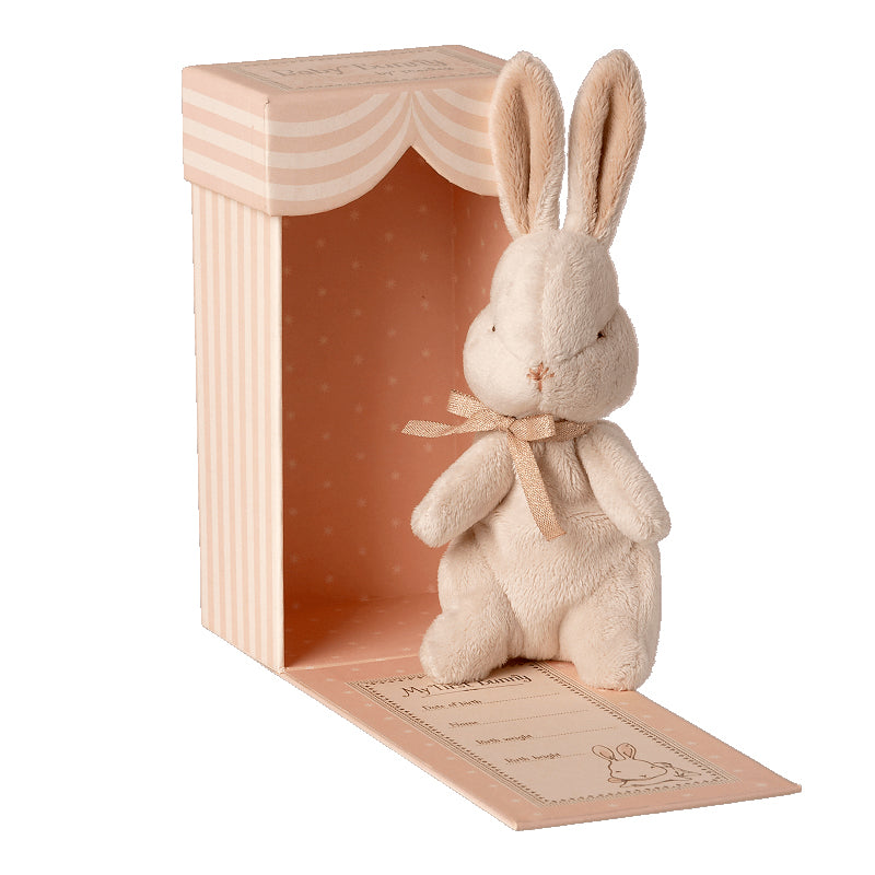 My first pink bunny Maileg – La Fiesta de Olivia