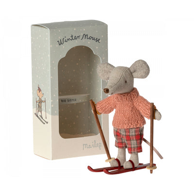 Winter mouse with sweater and skis