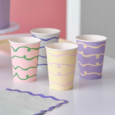 Wavy pastel mix cups/ 8 pcs.