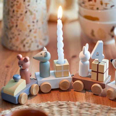 Wooden birthday decoration animals