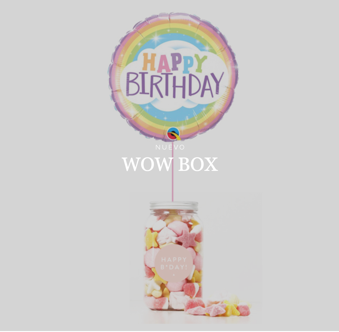 WOW BOX Rainbow, doces e mensagem personalizada.