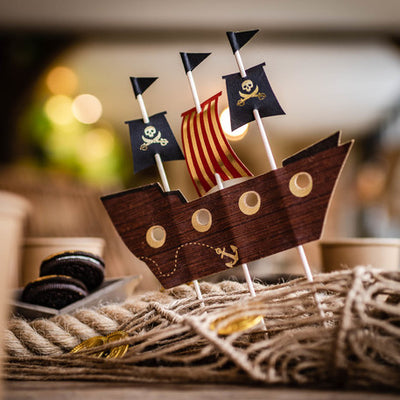 Topper Barco Pirata detalles dorados