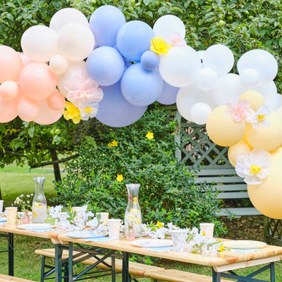 Pastel Spring balloon garland DIY kit